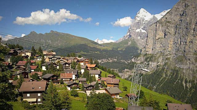 السياحة في قرية مورين السويسرية 