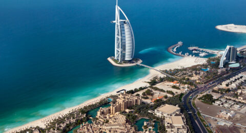 كيف توفر المال عند السفر إلى دبي ؟