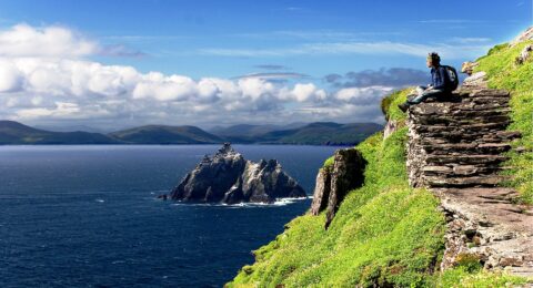 دليلك السياحي إلى أيرلندا.. تلال خضراء، قلاع مهيبة وقرى مذهلة