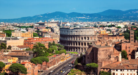 10 أماكن رائعة يمكنك زيارتها عند السفر إلى إيطاليا