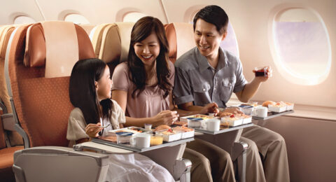 كيف تستمتع برحلتك على متن الطائرة بأرخص التكاليف؟ احصل على الرفاهية في الدرجة الاقتصادية!