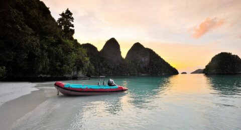 السياحة في جزر راجا أمبات في إندونيسيا وأجمل الأماكن السياحية هناك