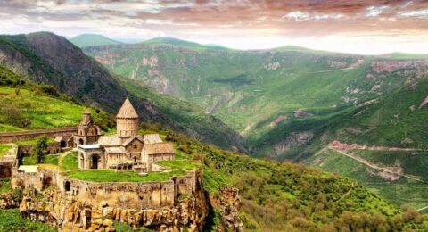 السياحة في غوريس أرمينيا وأفضل الأماكن السياحية هناك
