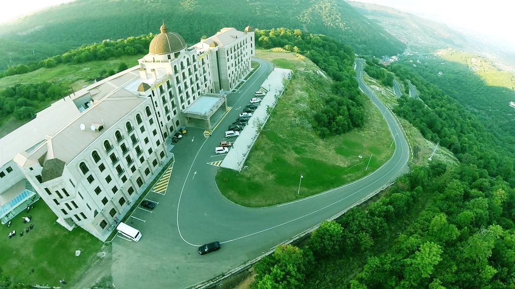 8 من أفضل فنادق تساجكادزور أرمينيا 