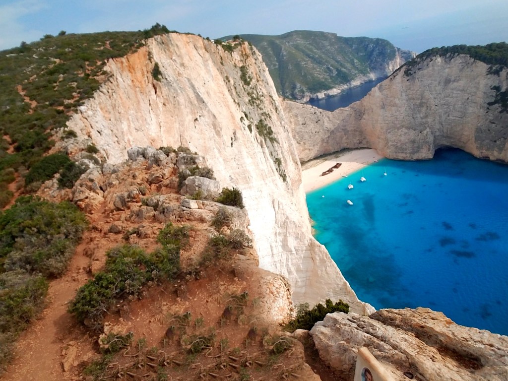 جزيرة زاكينثوس .. وجهة الباحثين عن الاسترخاء في اليونان 