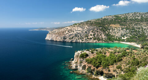 دليل السائح للاستمتاع بزيارة جزيرة ثاسوس اليونانية الرائعة