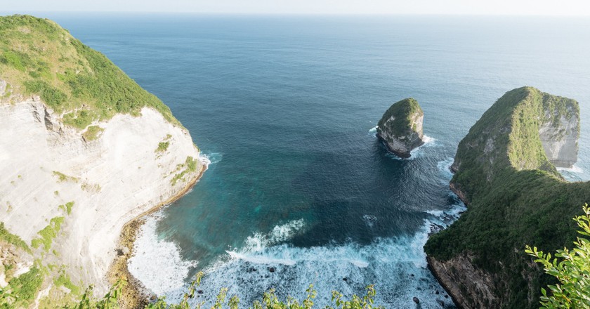 أسباب تدفعك لزيارة جزيرة نوسا بينيدا في إندونيسيا 