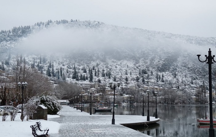 أفضل الوجهات التي يمكنك زيارتها عند السفر إلى اليونان في الشتاء 