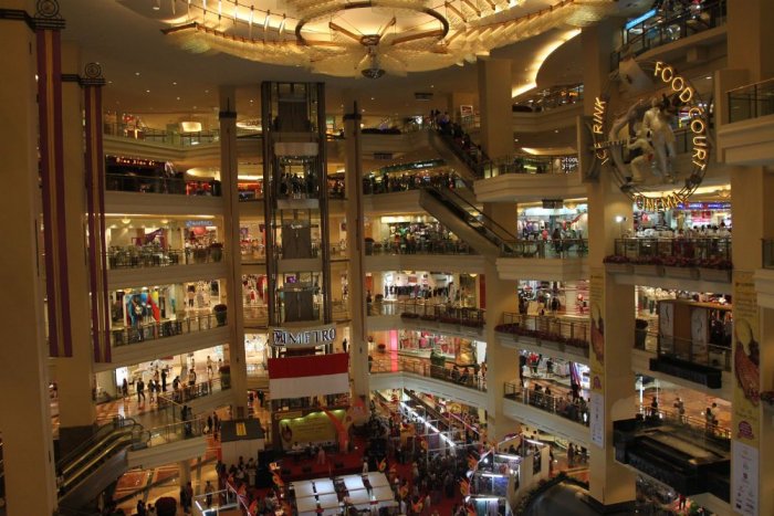 أفضل المولات و مراكز التسوق في اندونيسيا 