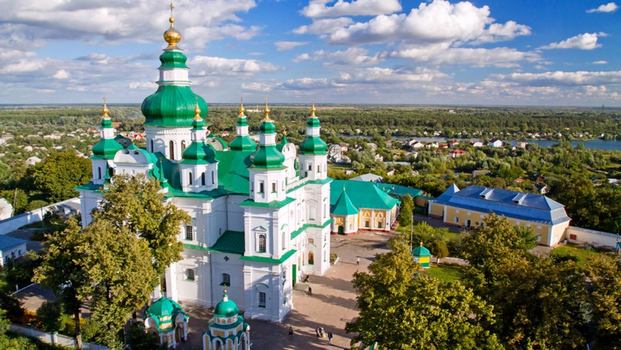 السياحة في تشيرنيهيف أوكرانيا وأهم الأماكن السياحية الموصى بها للزيارة 