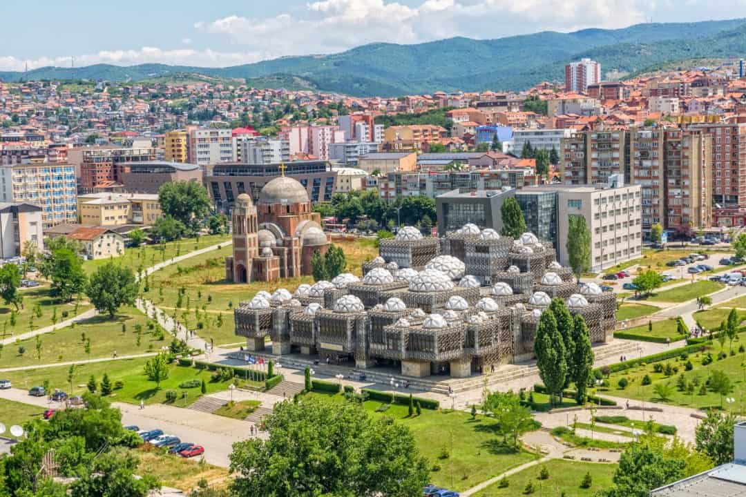 السياحة في بريشتينا .. عاصمة كوسوفو الجميلة و 8 من أهم المعالم للزيارة 