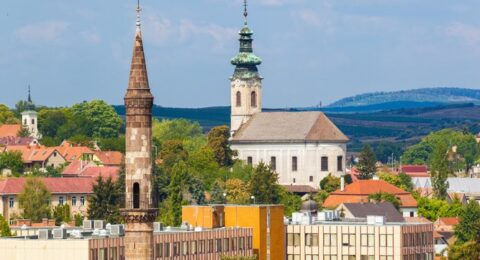 السياحة في مدينة ايجر المجر وأفضل الأماكن والانشطة السياحية بها
