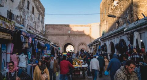 كيف يمكن أن تتجنب أشهر الحيل عند السياحة في المغرب ؟