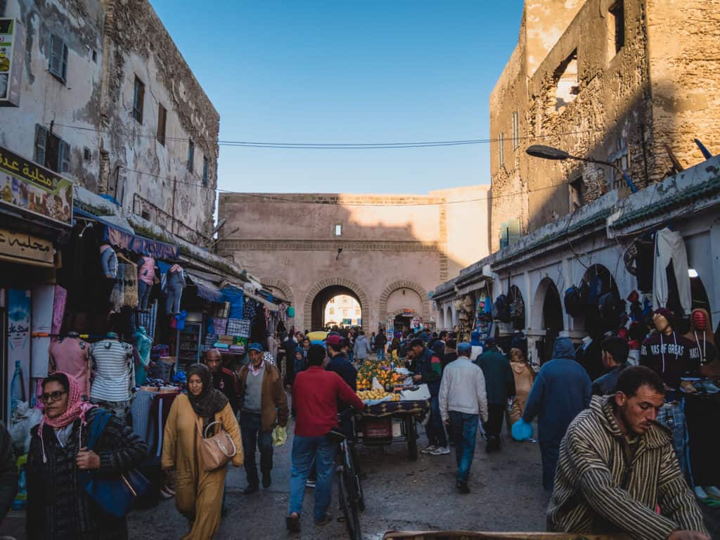 كيف يمكن أن تتجنب أشهر الحيل عند السياحة في المغرب ؟ 
