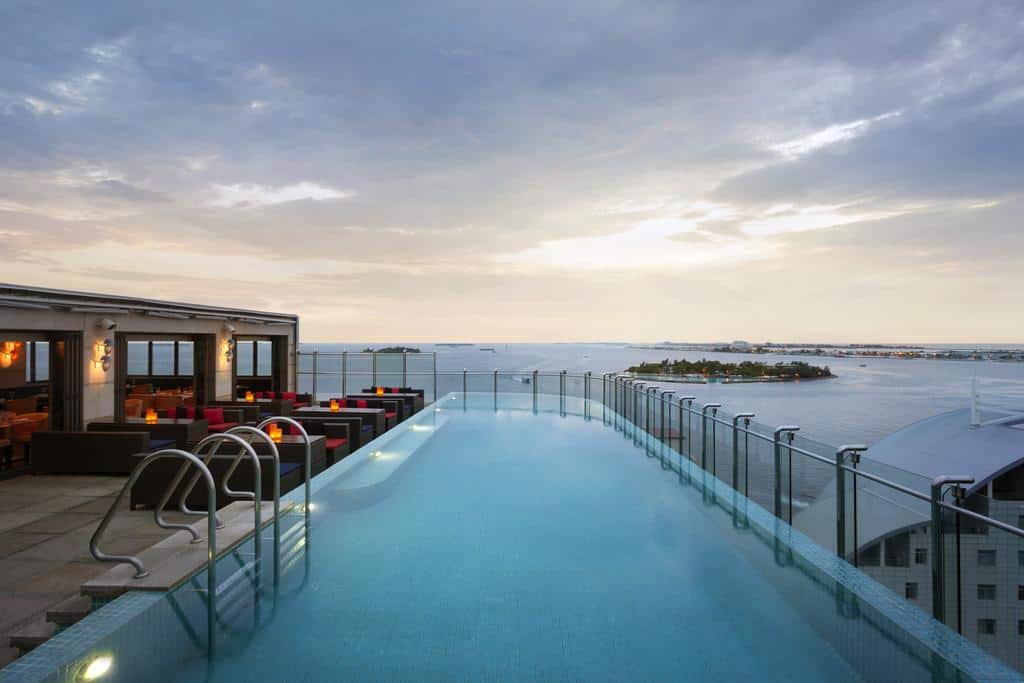فندق جين ماليه.. لماذا يعد أحد أفضل فنادق عاصمة المالديف ؟ 