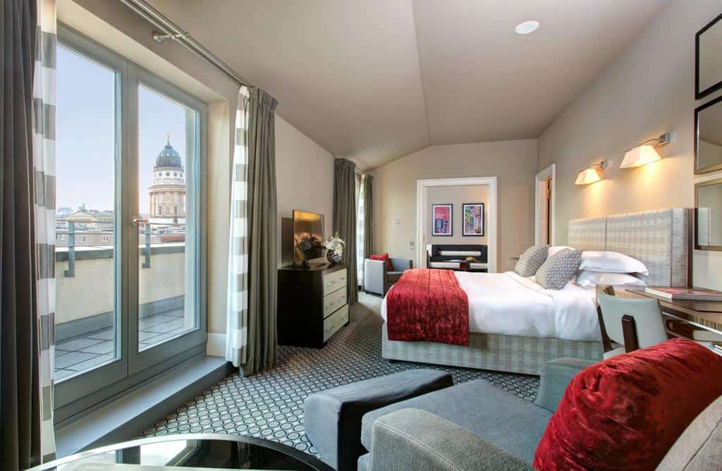 9 من فنادق برلين الموصى بها لإقامة مريحة خالية من المتاعب 