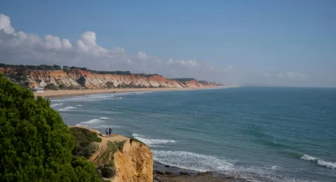 “تريب أدفايزر” يكشف عن أفضل الشواطىء في العالم لعام 2024