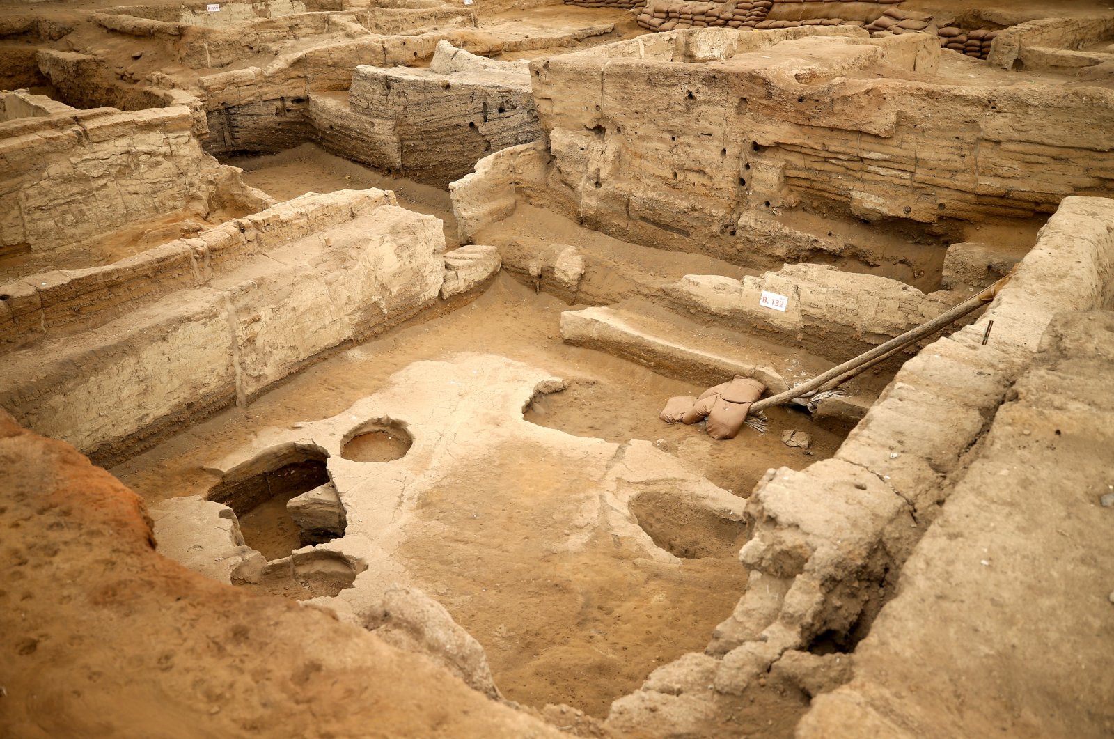 اكتشاف أقدم خبز في العالم في مستوطنة تشاتالهويوك التركية 