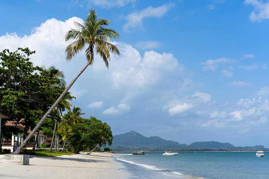 دليل السياحة في جزيرة كوه موك.. أحد أجمل جزر تايلاند 