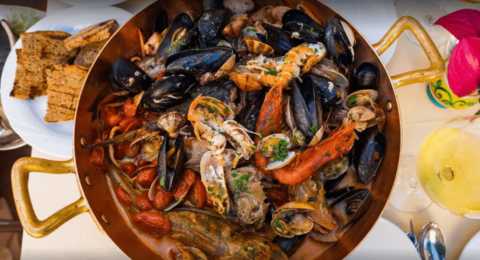 أفضل مطاعم ساحل أمالفي الموصى بزيارتها في 2024